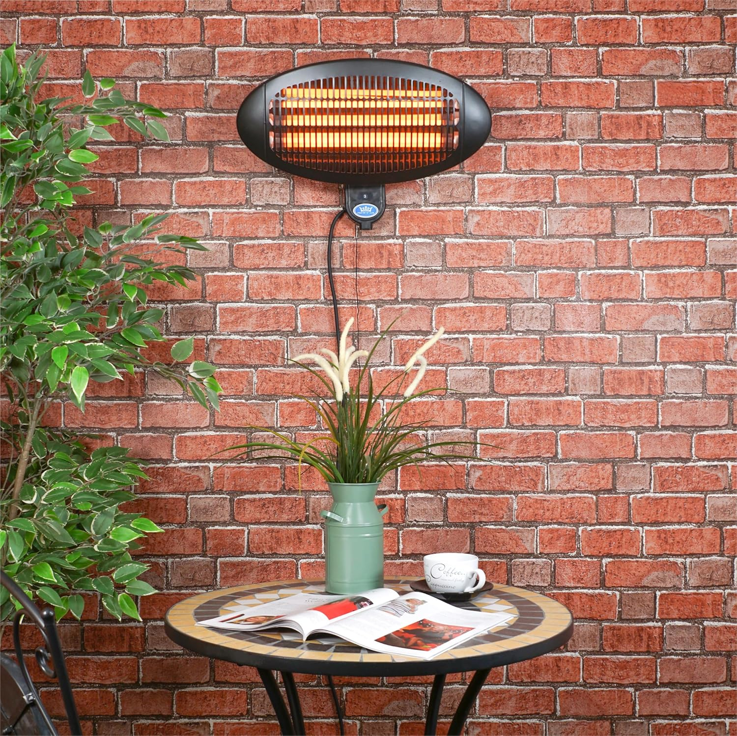 Radiator pabrik dengan plafon tinggi